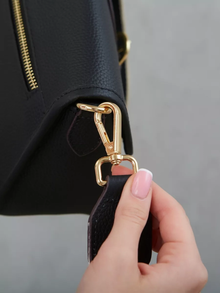 Женская кожаная сумка Paul Rayner black 6333