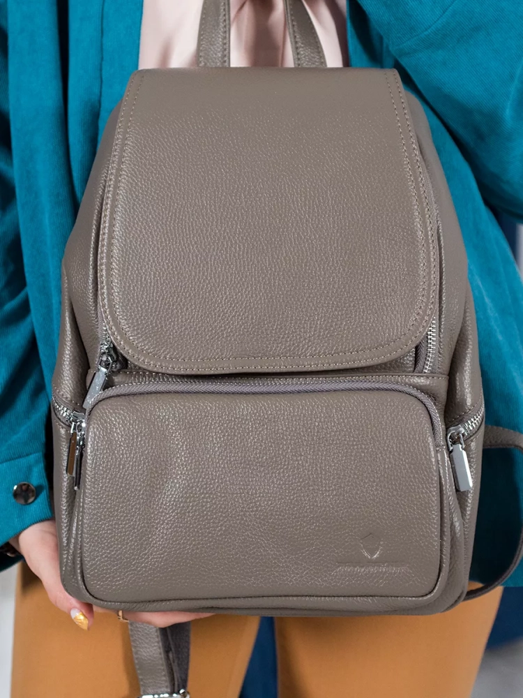 Женский кожаный городской рюкзак PR серый 1029